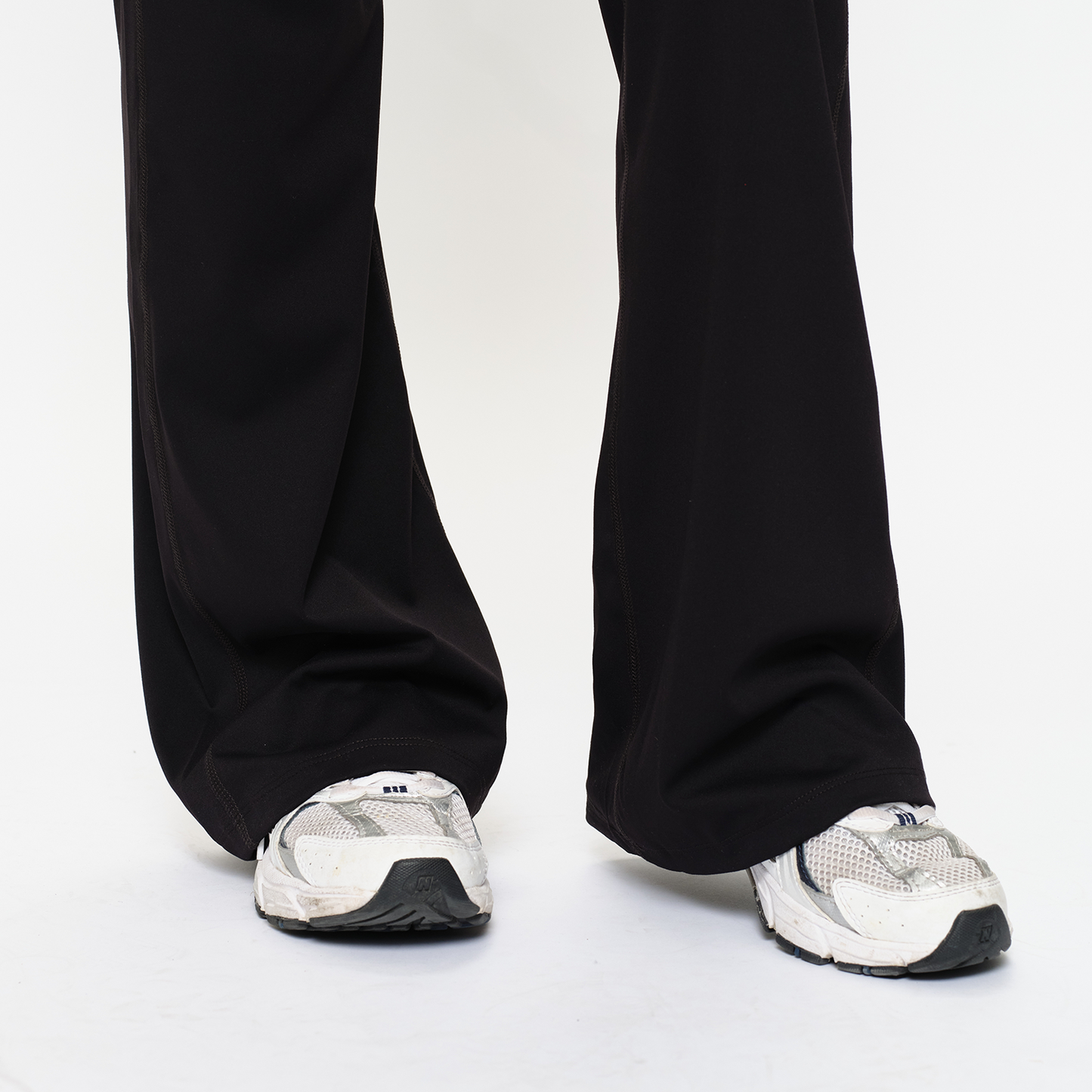 LOGAN-FLARE Black Flare Legging - SHORT