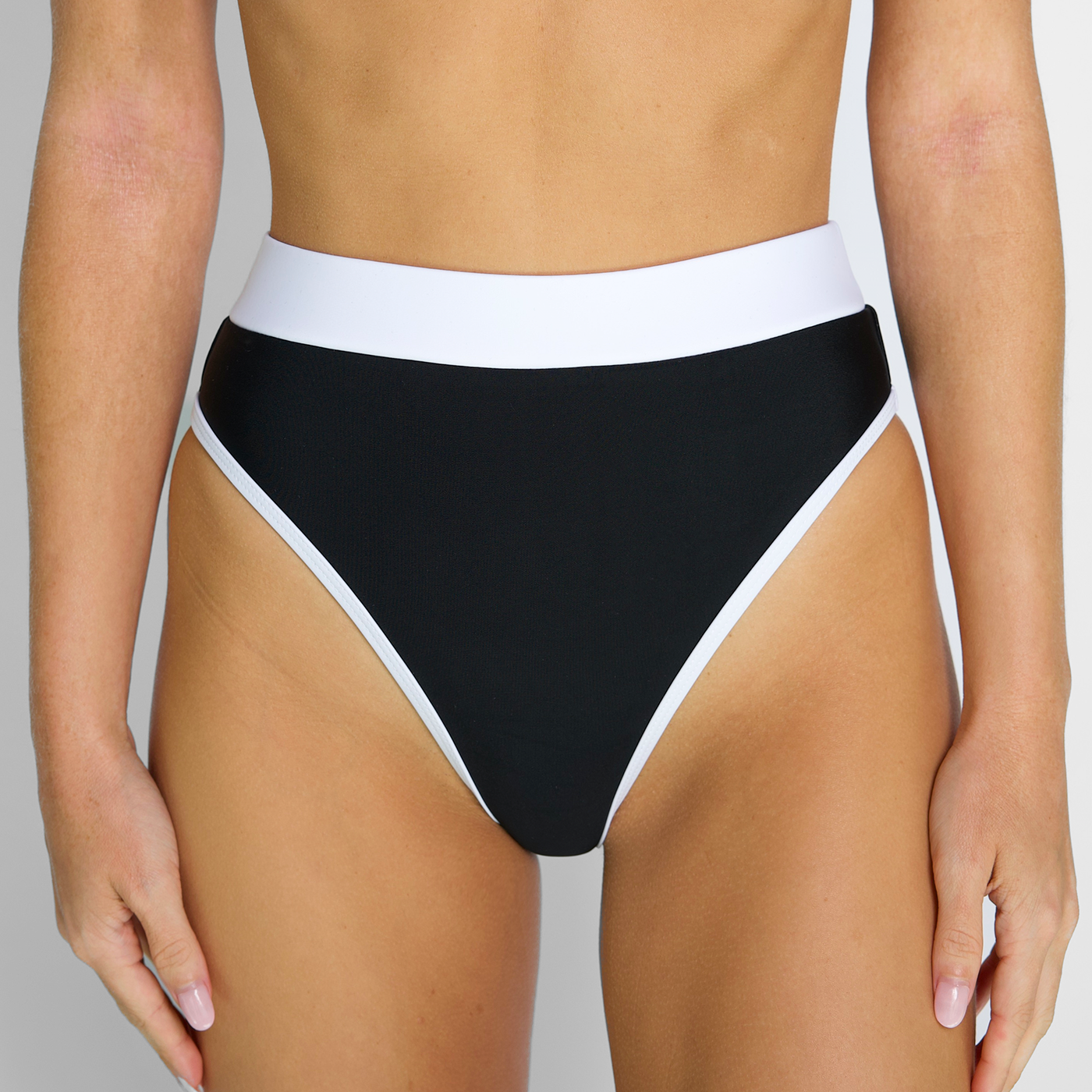 CHLOE Black & White High Rise Bikini Bottom