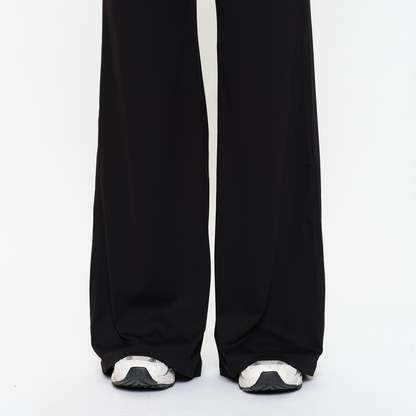 LOGAN-WIDE Black Flare Legging - SHORT